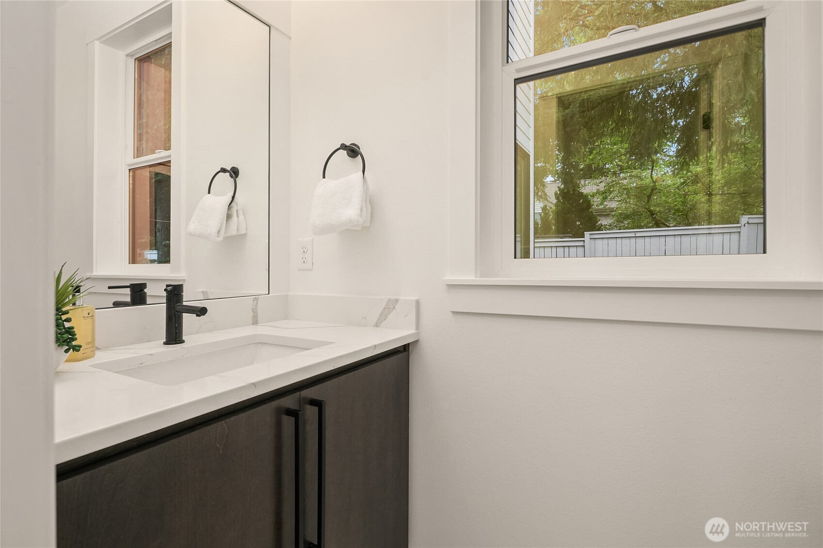 MLS #NWM2378688 image #12