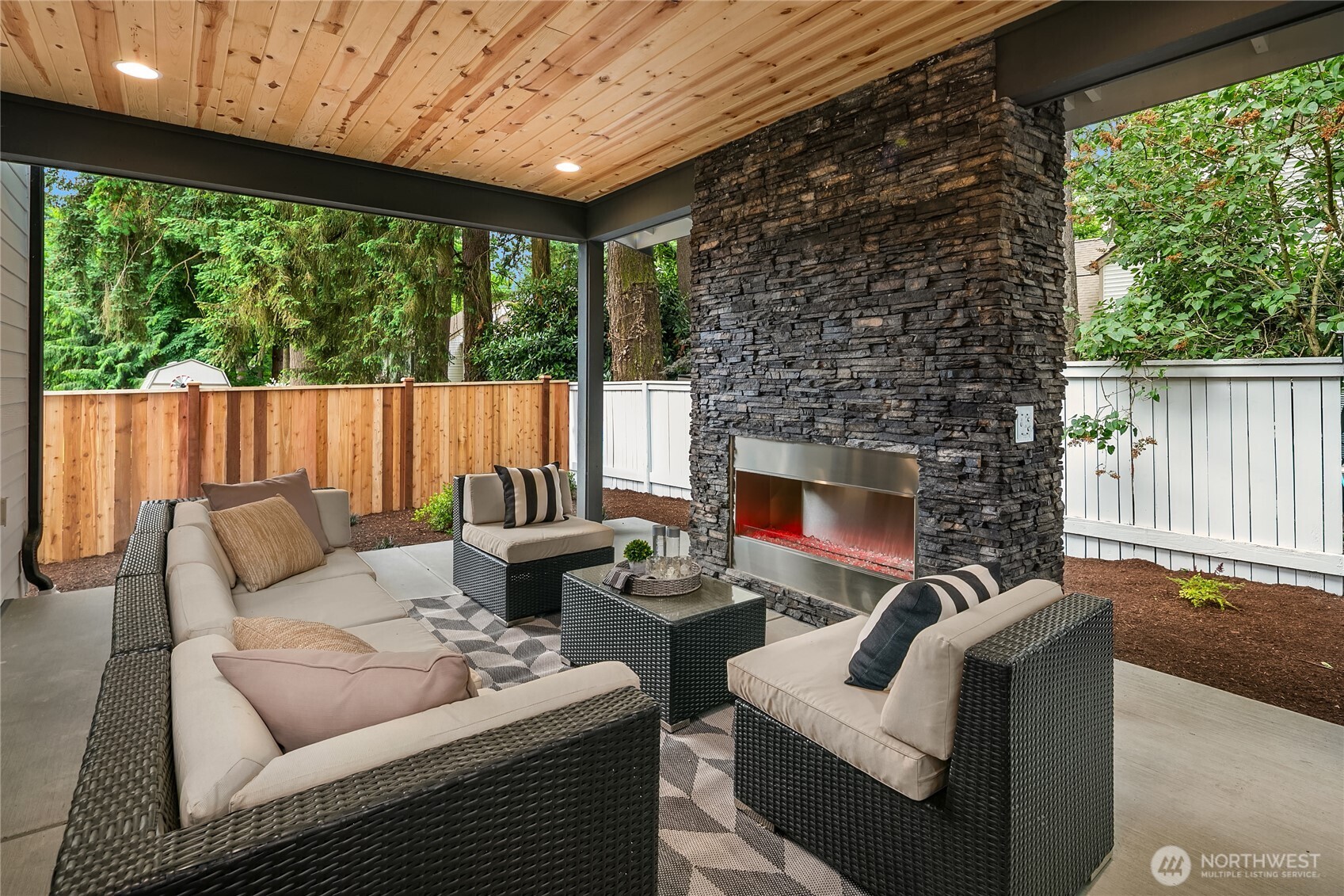 MLS #NWM2378688 image #7