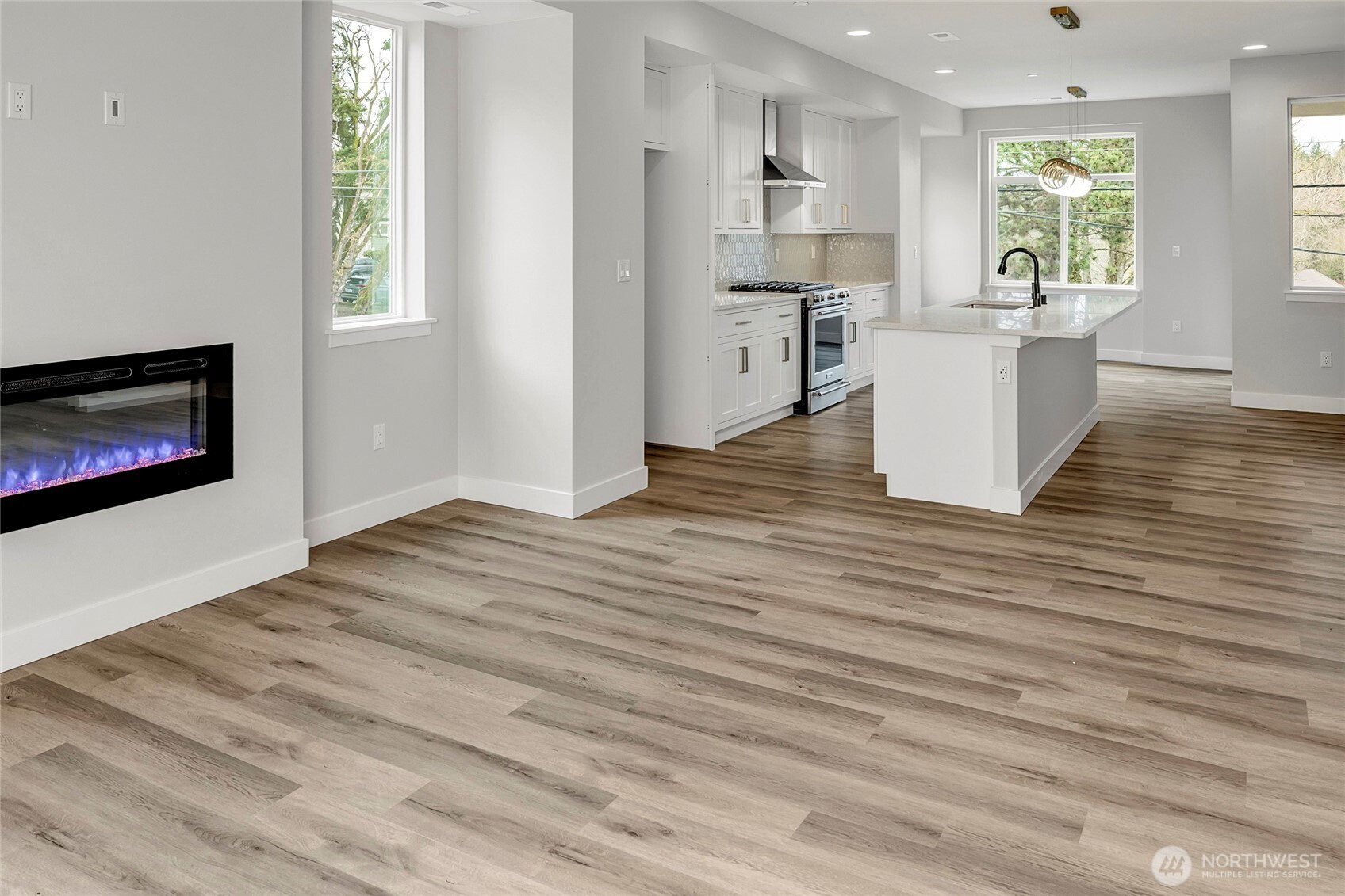 MLS #NWM2379111 image #4