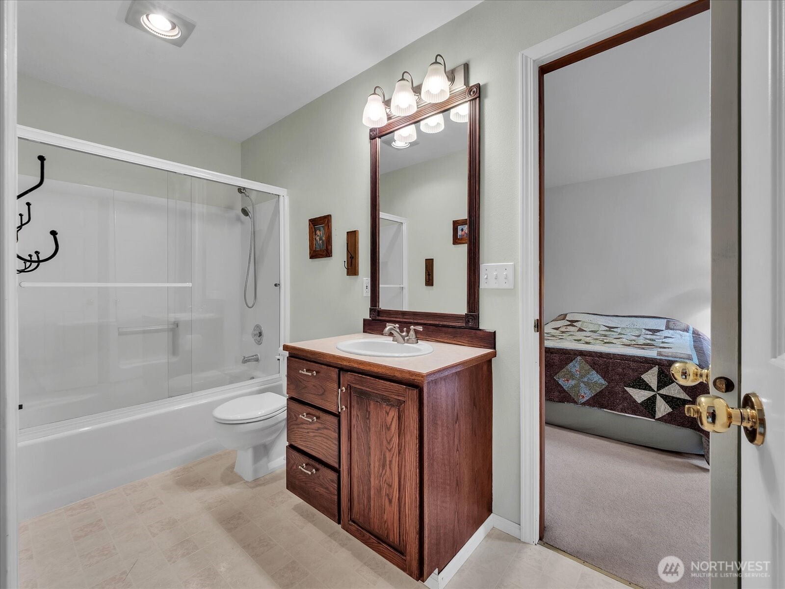 MLS #NWM2379646 image #24