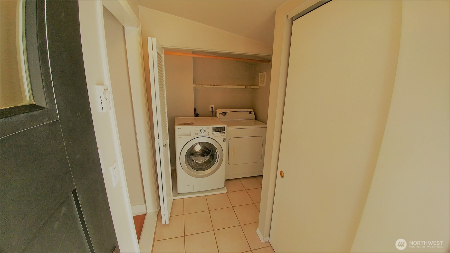 MLS #NWM2382226 image #9