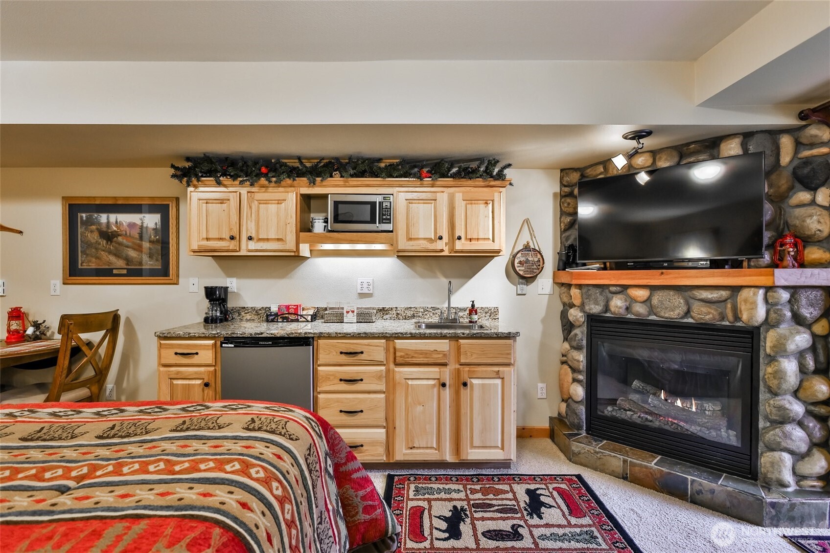 MLS #NWM2384576 image #16