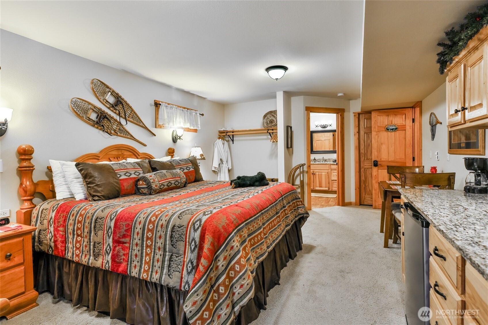 MLS #NWM2384576 image #17