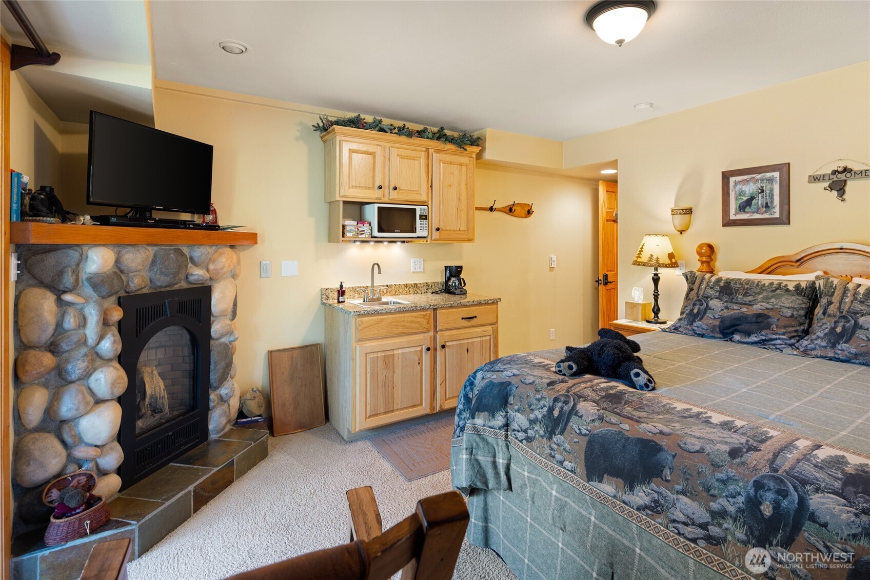 MLS #NWM2384576 image #21