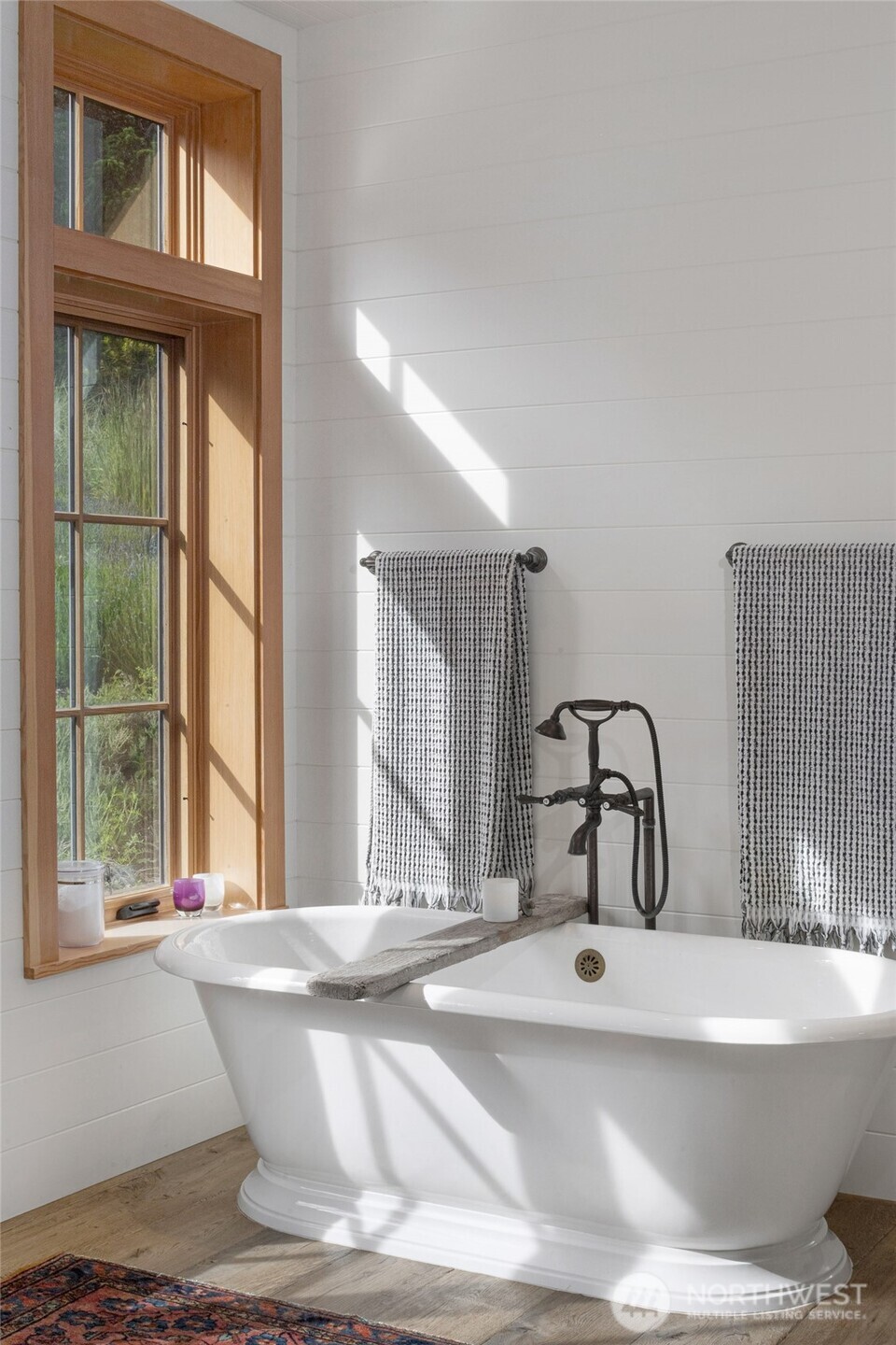 MLS #NWM2384714 image #14