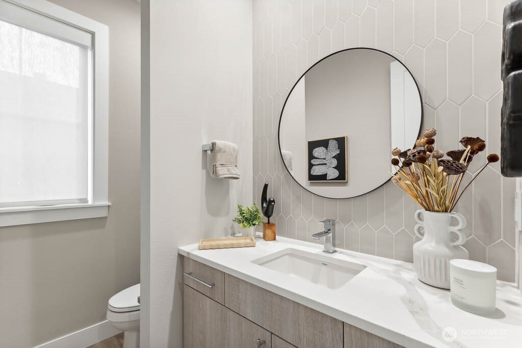 MLS #NWM2385877 image #17