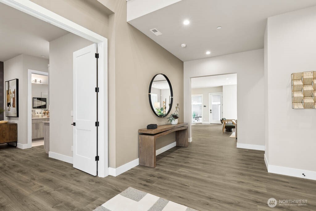 MLS #NWM2385877 image #3