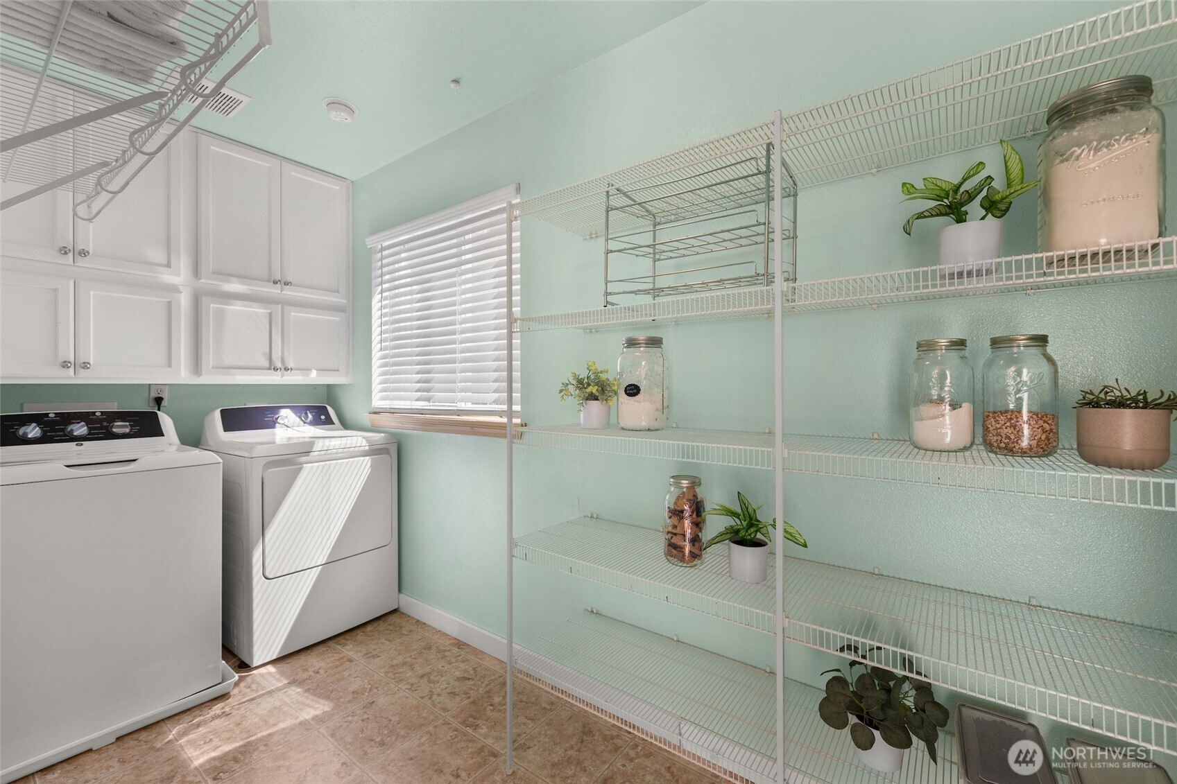 MLS #NWM2387590 image #12