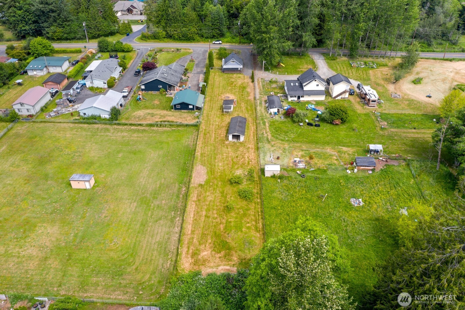 MLS #NWM2390513 image #1