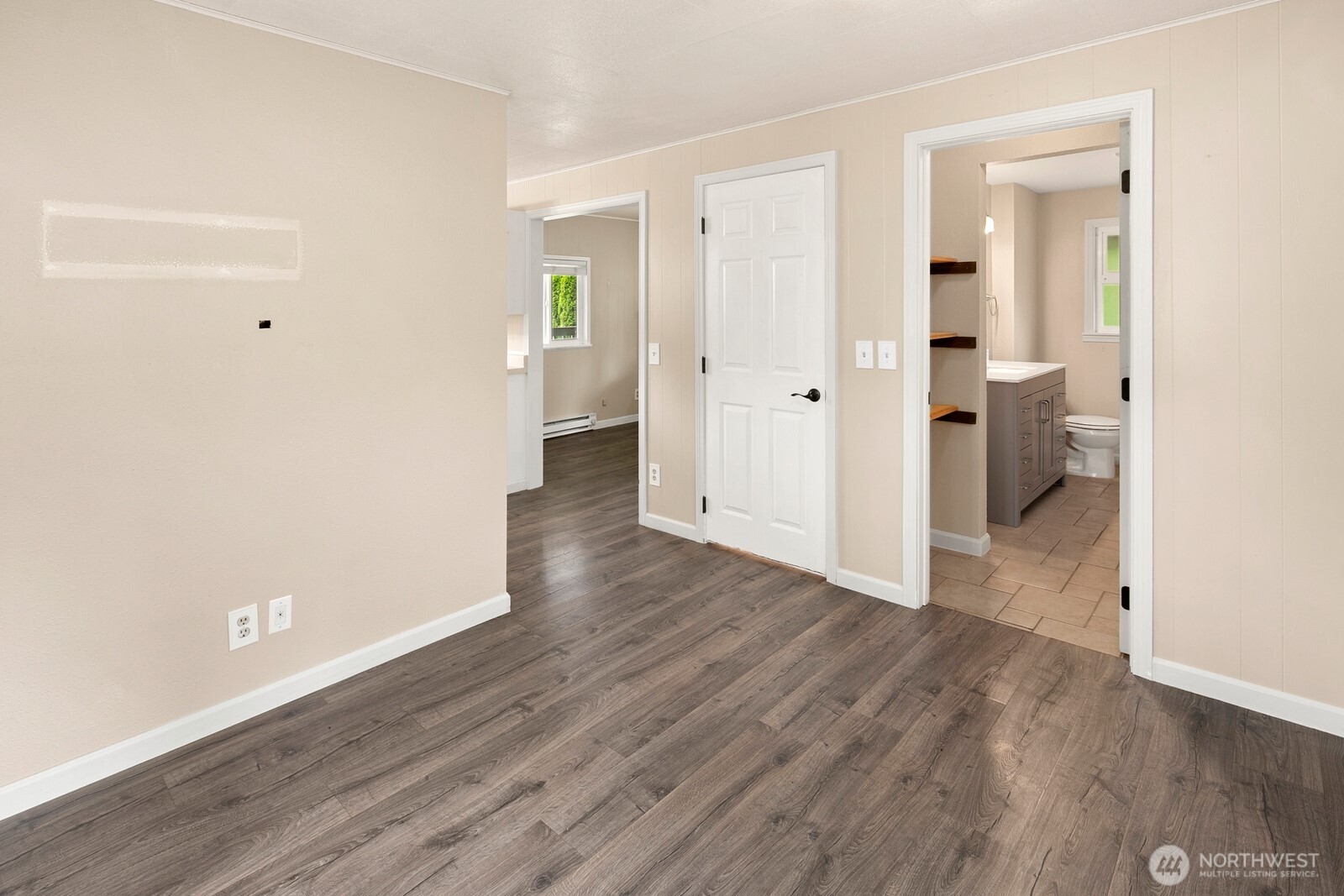 MLS #NWM2390513 image #8