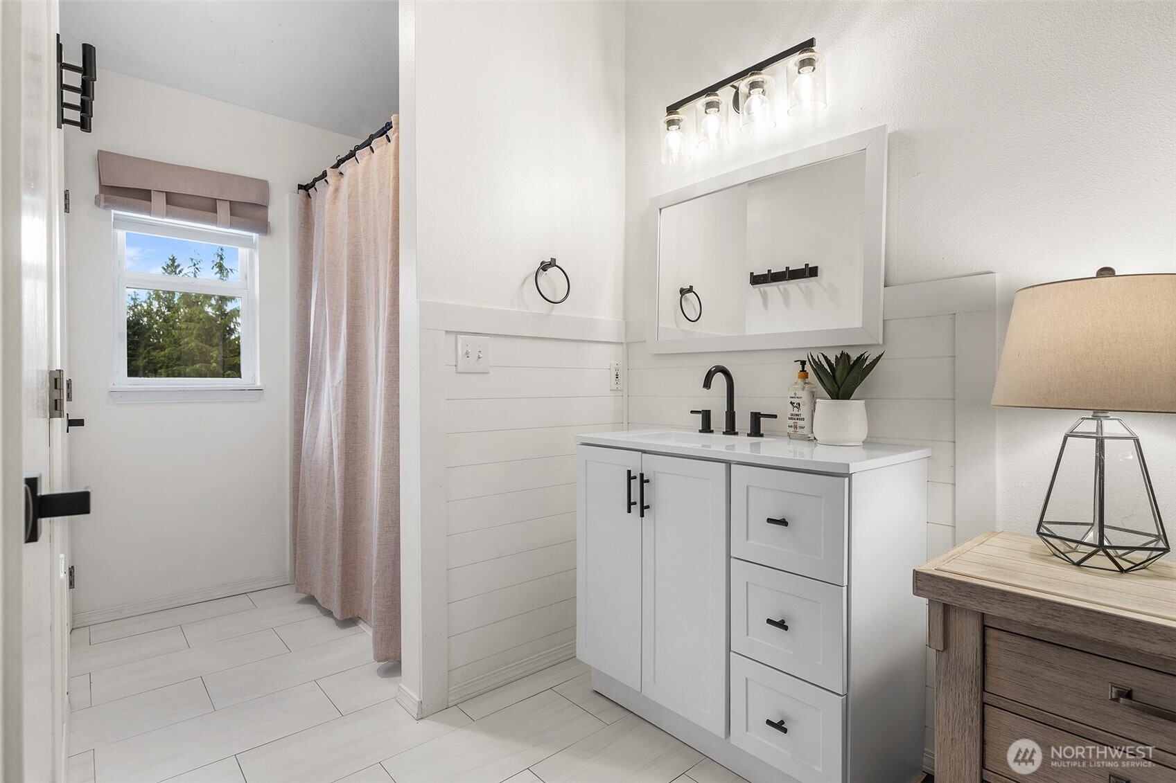 MLS #NWM2393228 img 17