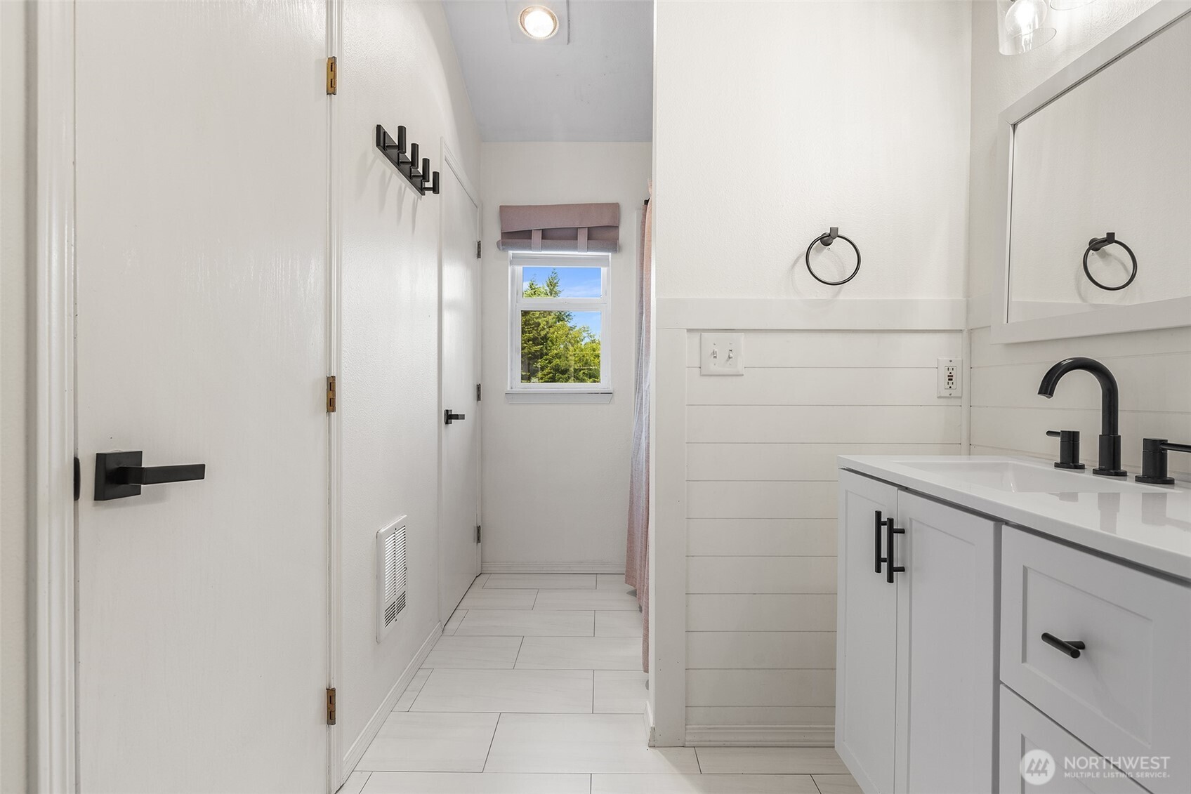 MLS #NWM2393228 img 18