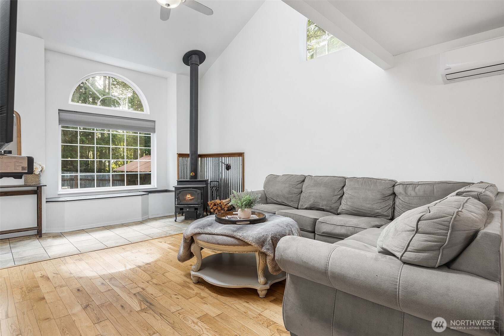 MLS #NWM2393228 img 4