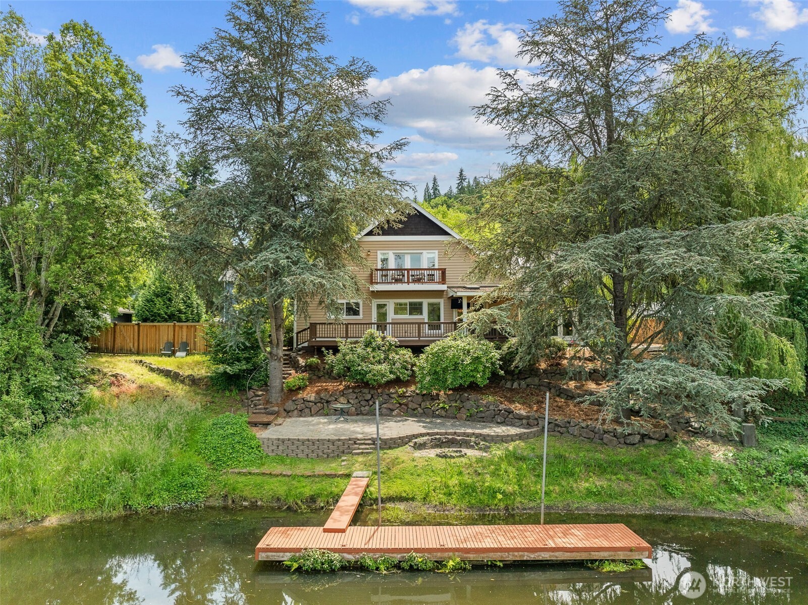 MLS #NWM2394725 image #1