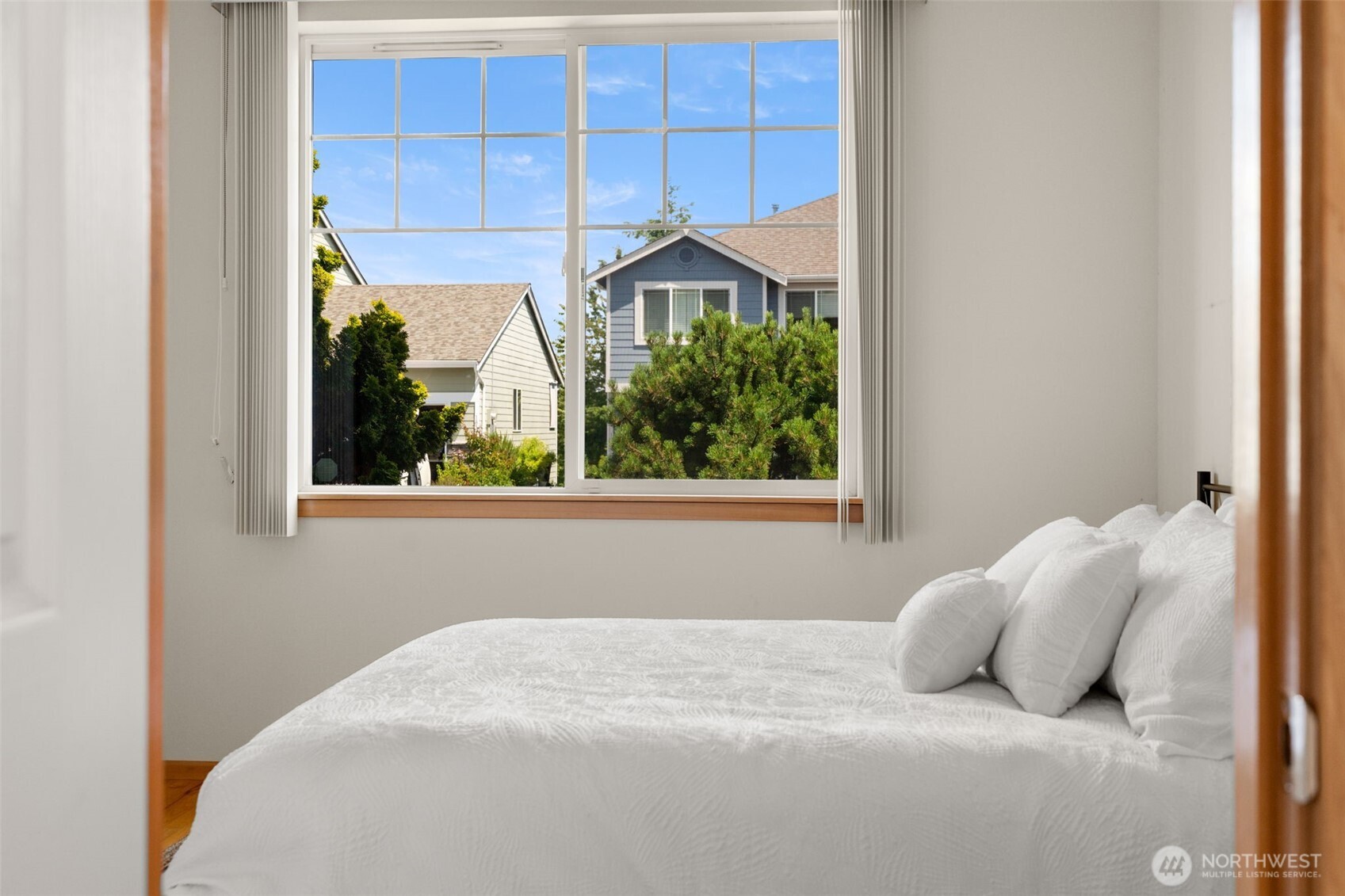 MLS #NWM2394889 image #13