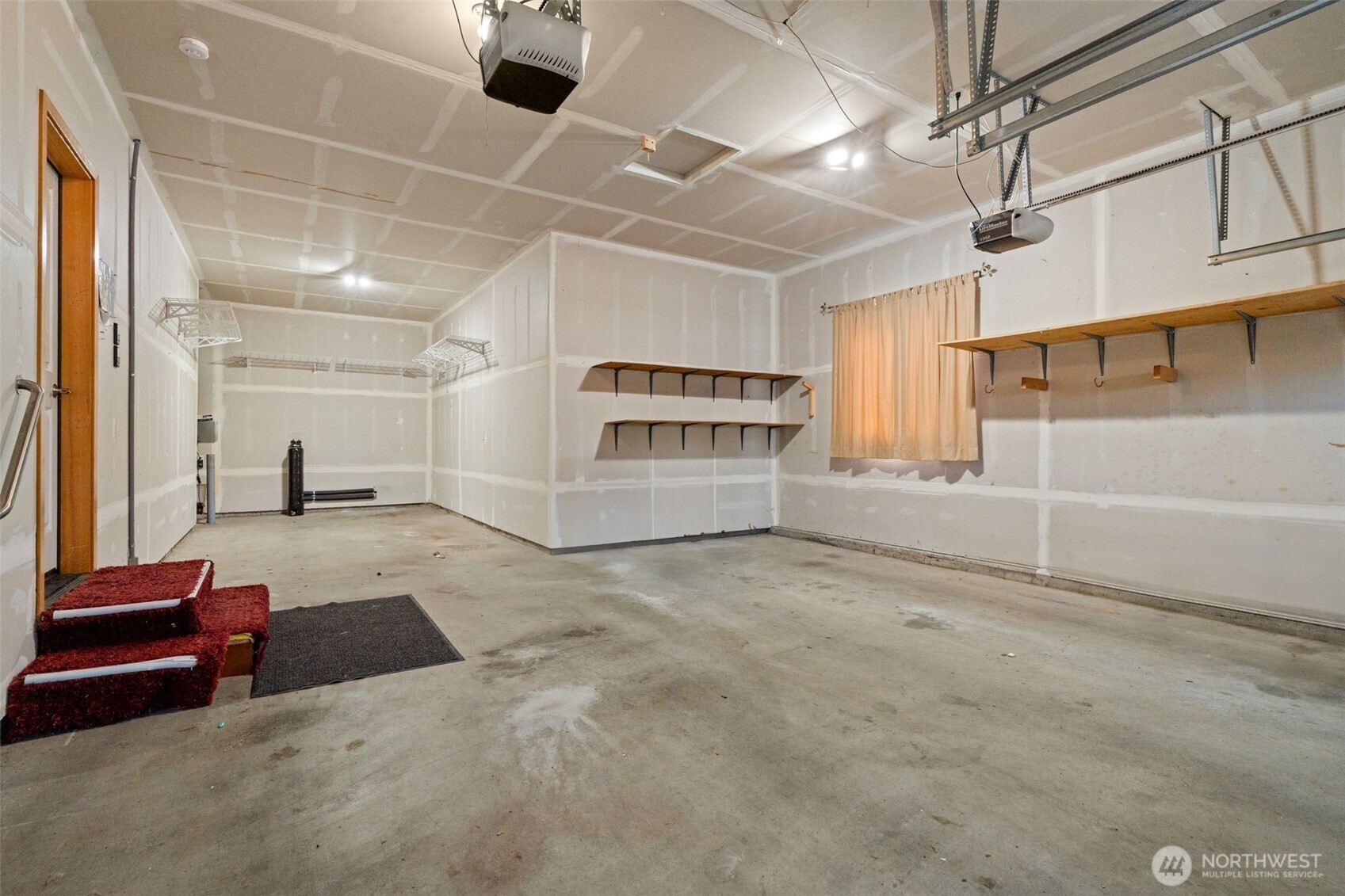 MLS #NWM2394889 image #9