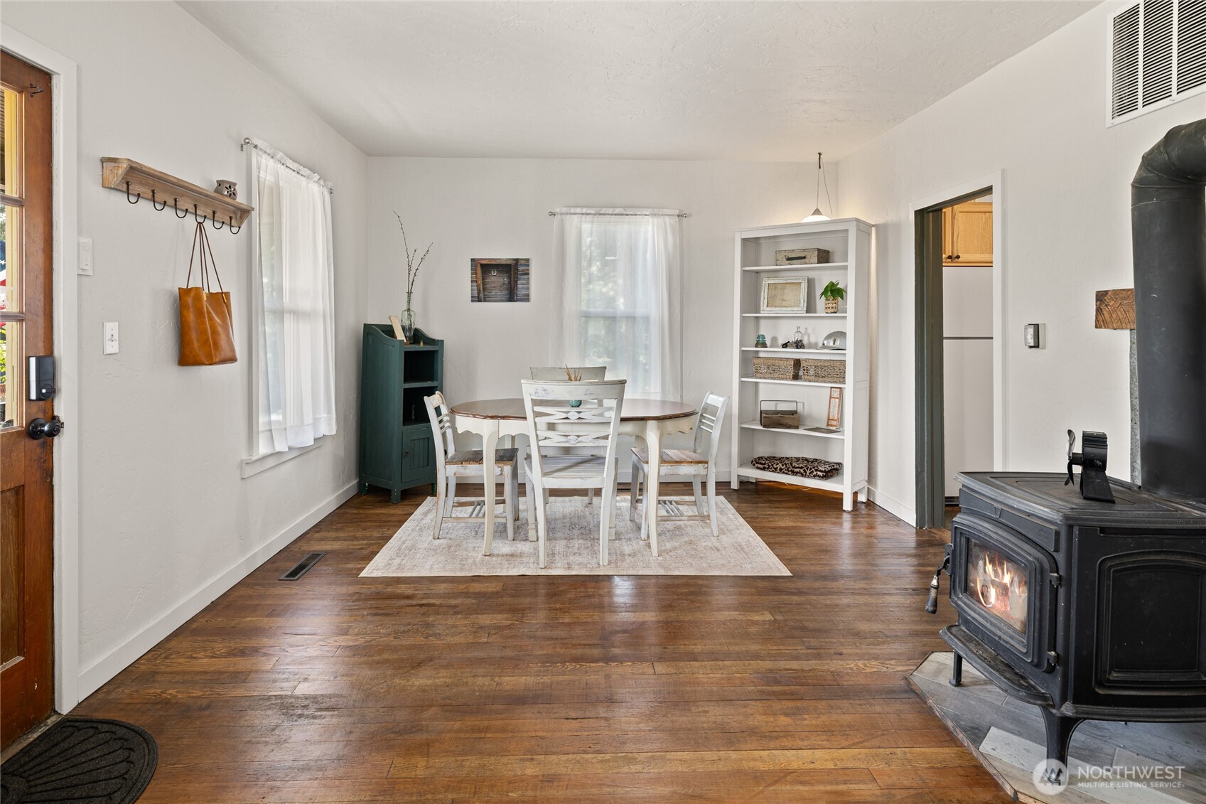 MLS #NWM2397090 image #3