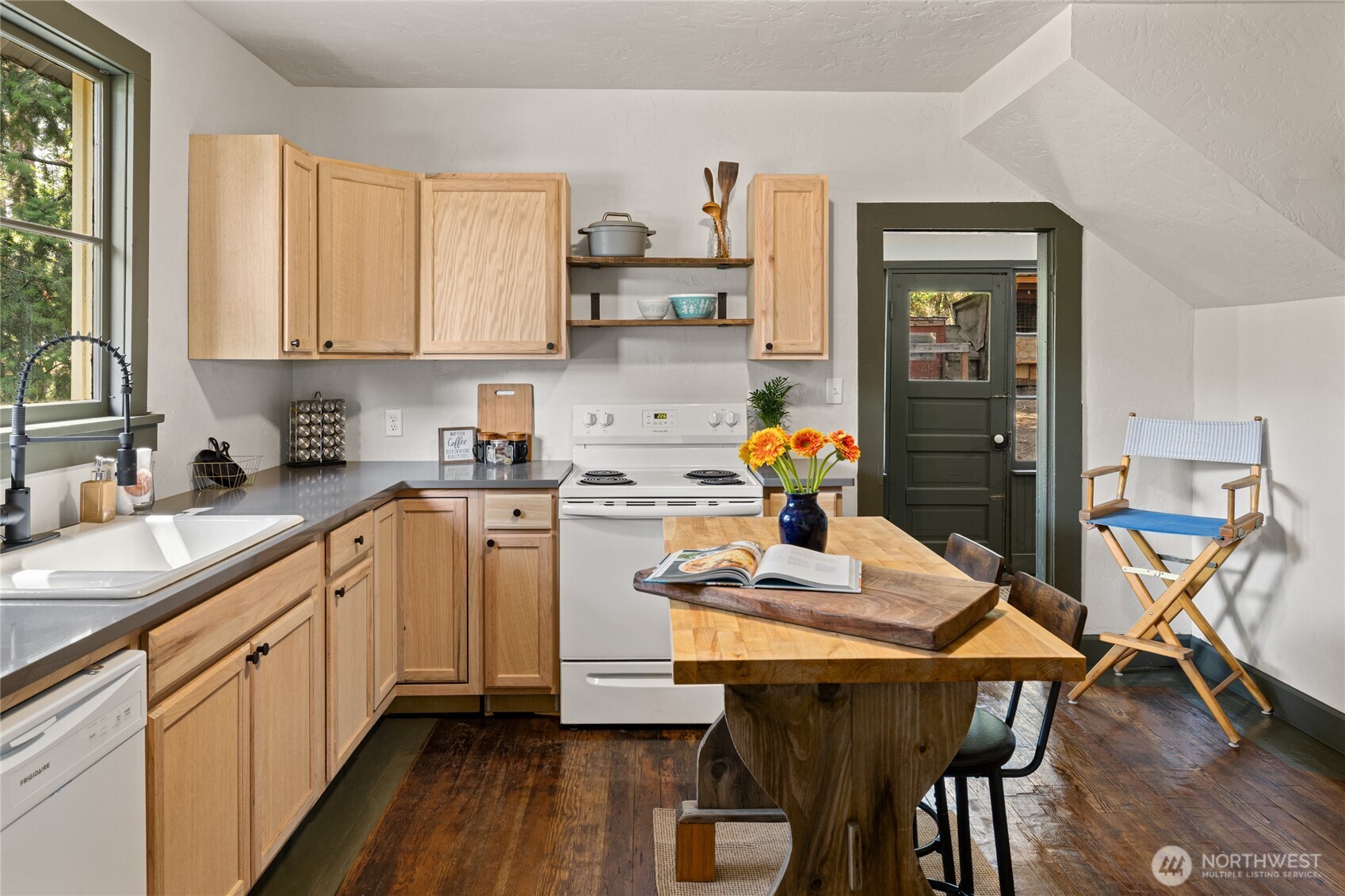 MLS #NWM2397090 image #8