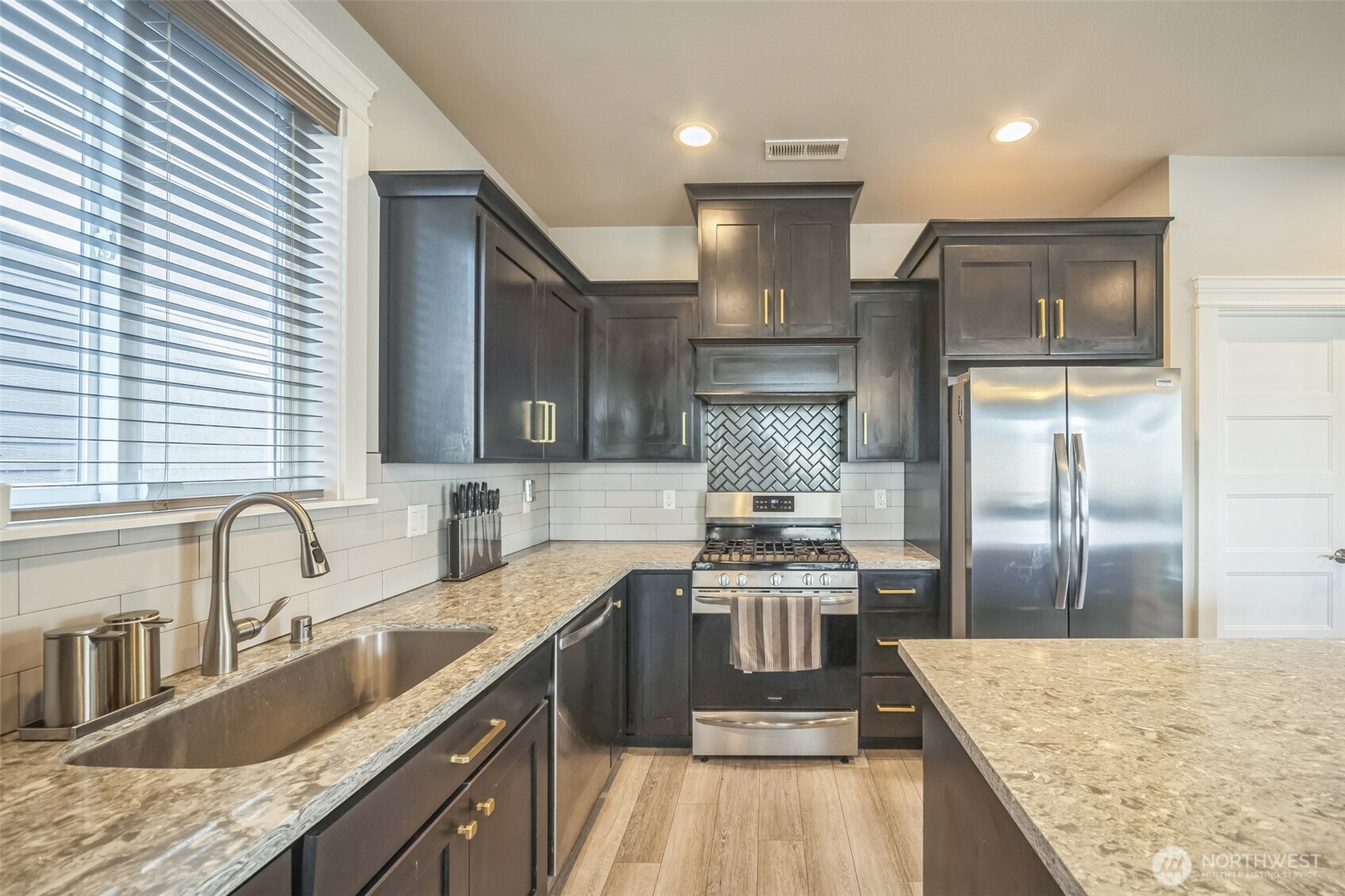 MLS #NWM2398725 image #11