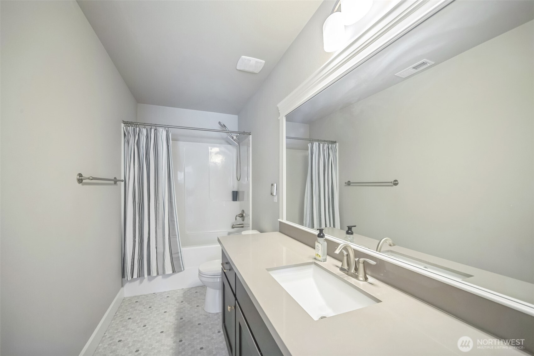 MLS #NWM2398725 image #24