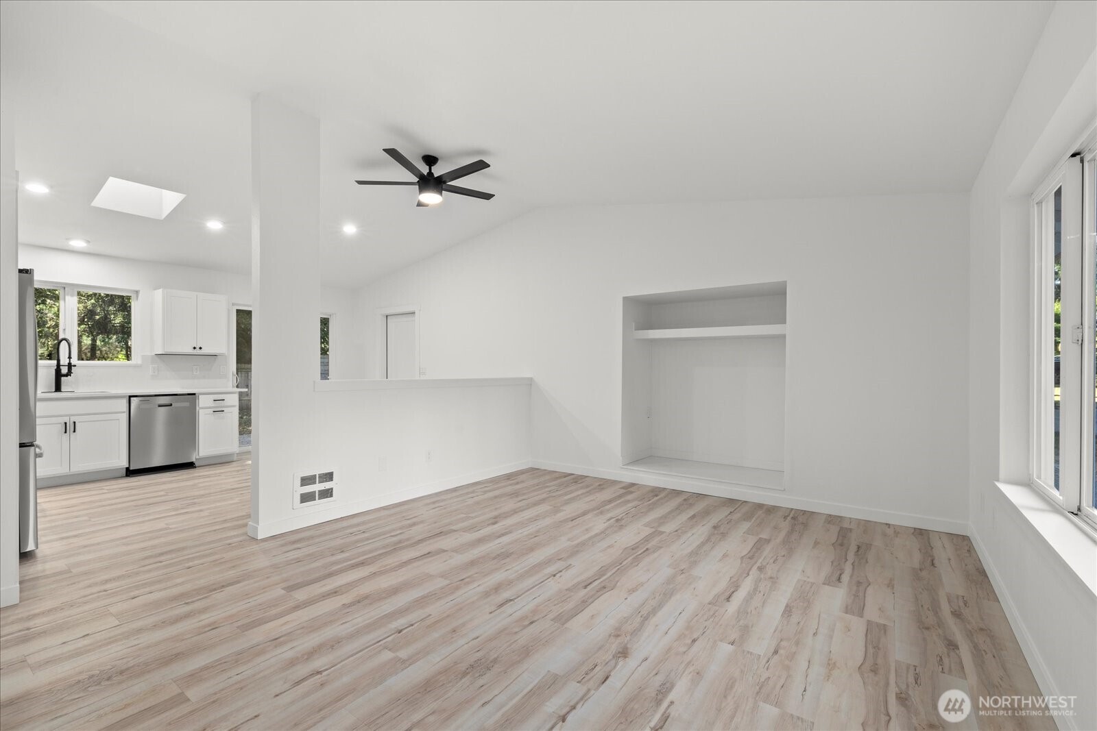 MLS #NWM2400338 image #5