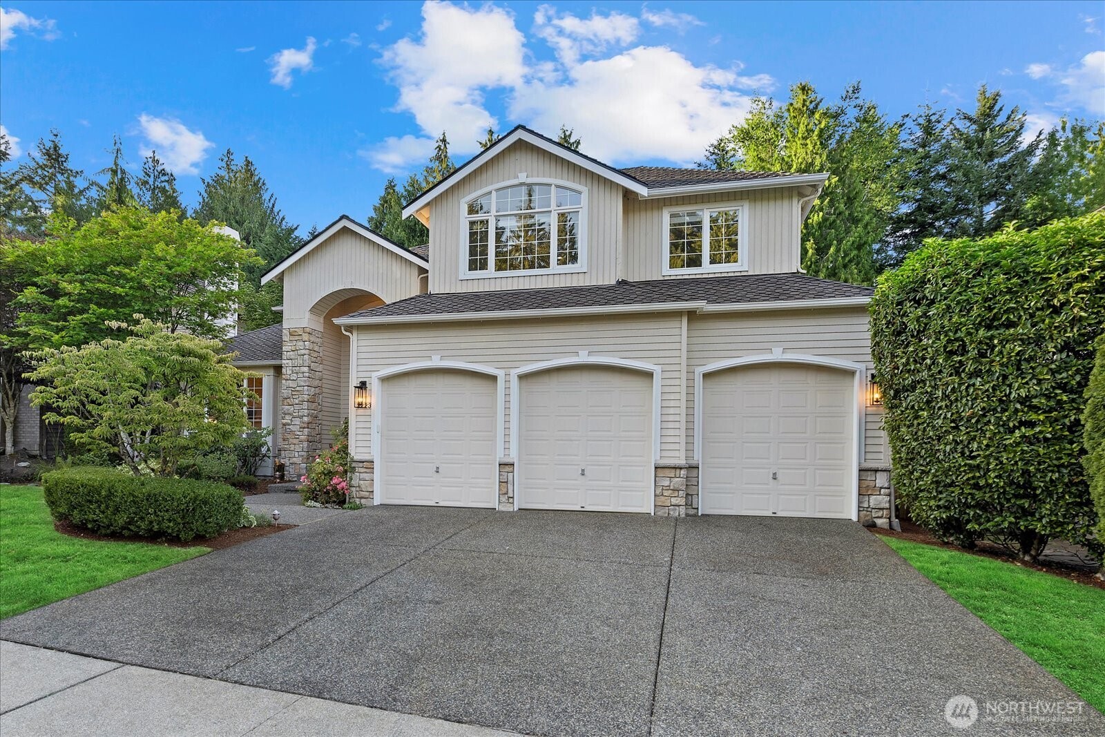 MLS #NWM2402456 image #2