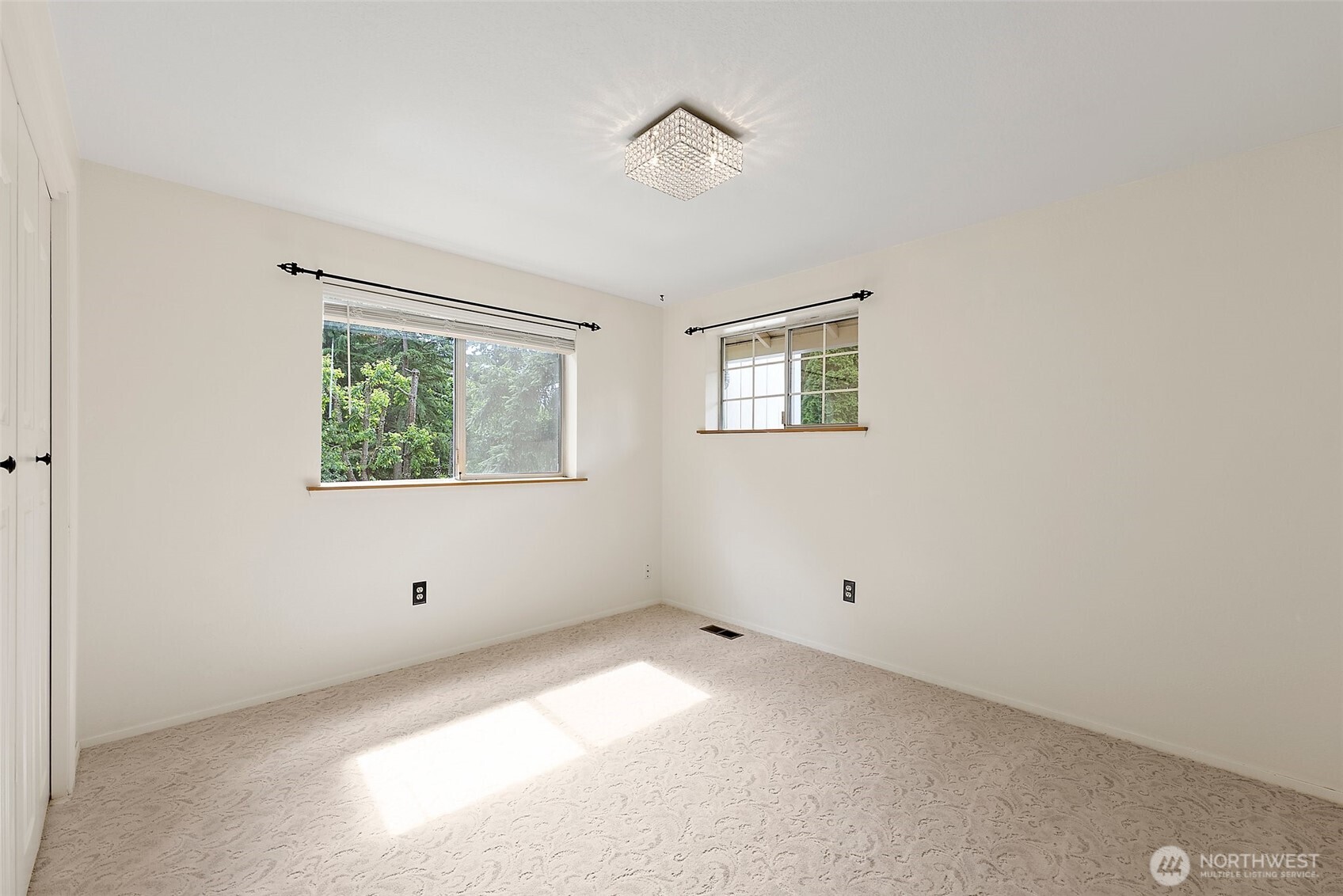 MLS #NWM2402627 image #30