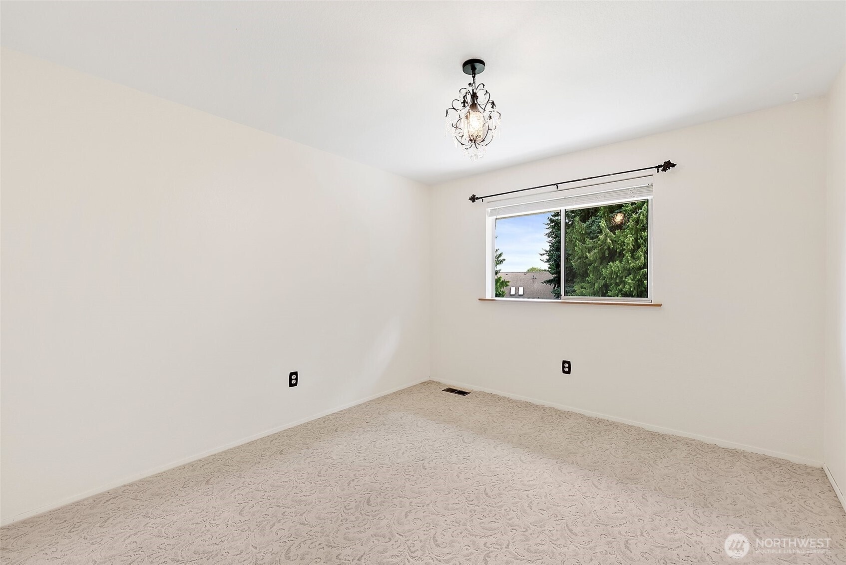 MLS #NWM2402627 image #31