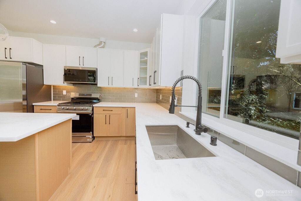 MLS #NWM2402912 image #12