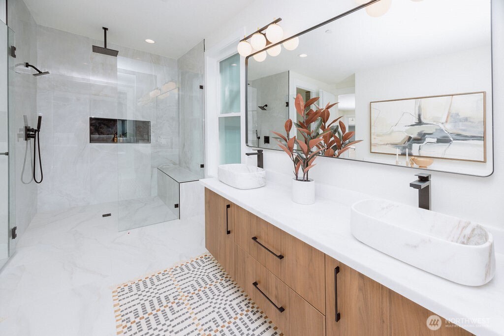 MLS #NWM2402912 image #16