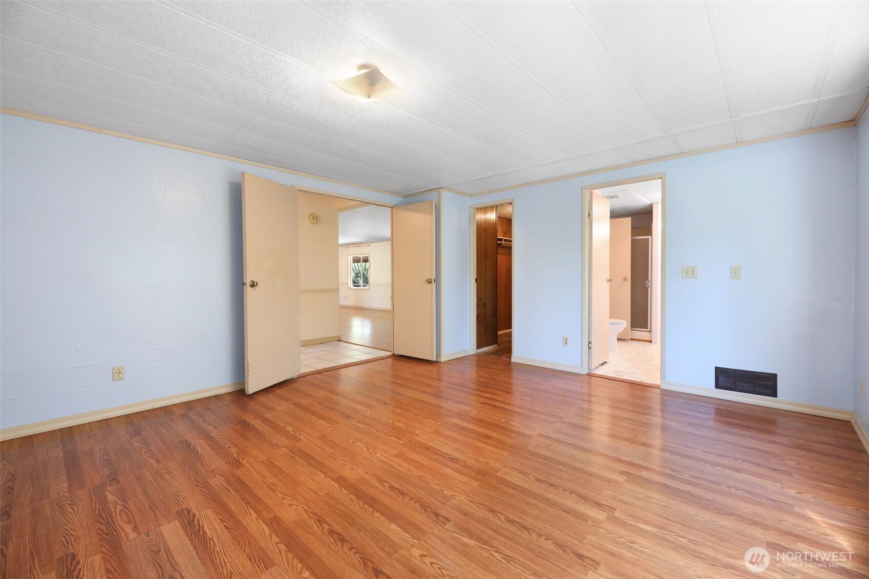 MLS #NWM2405866 image #16