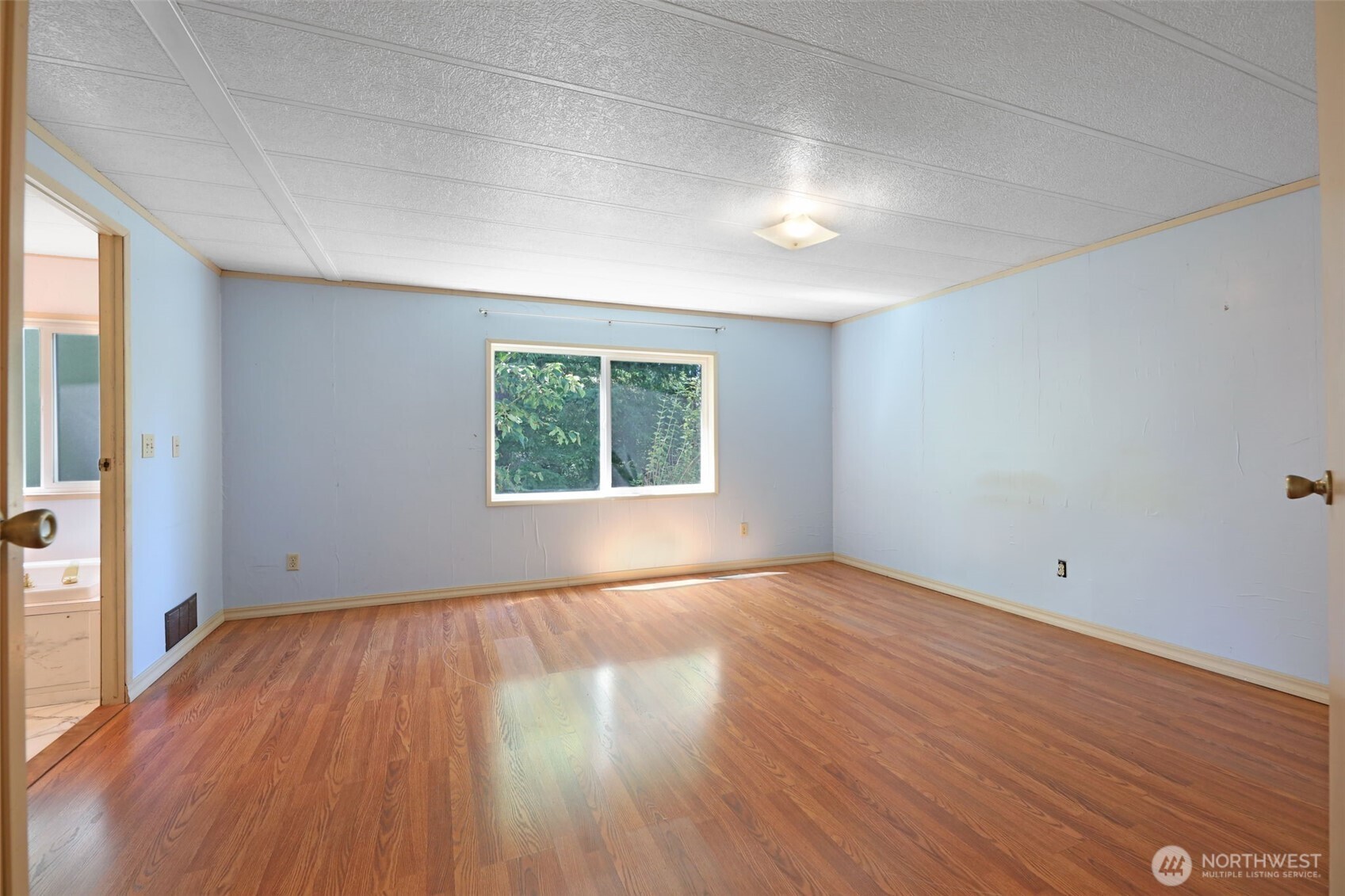 MLS #NWM2405866 image #17