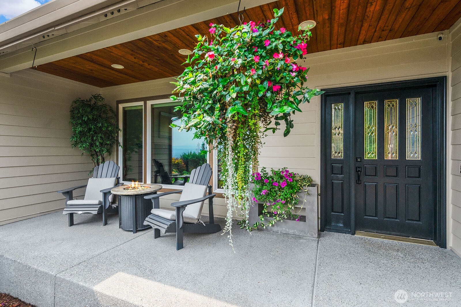 MLS #NWM2406063 image #1