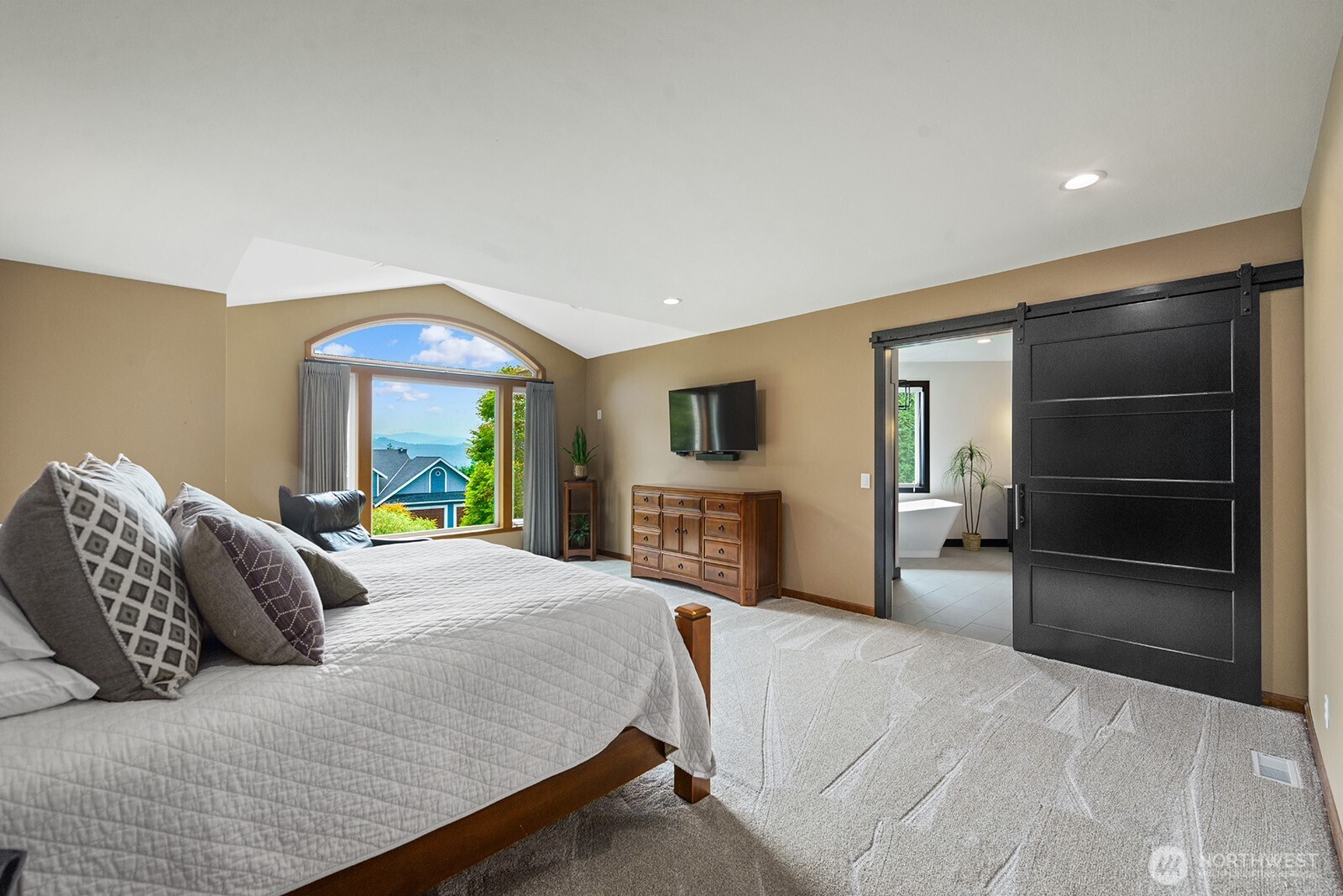 MLS #NWM2406063 image #21