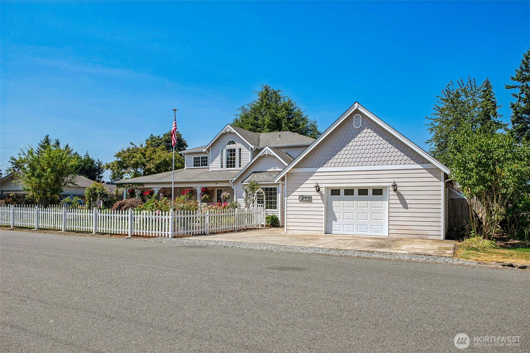 MLS #NWM2410935 image #1