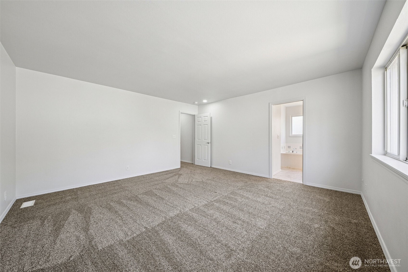 MLS #NWM2410935 image #17