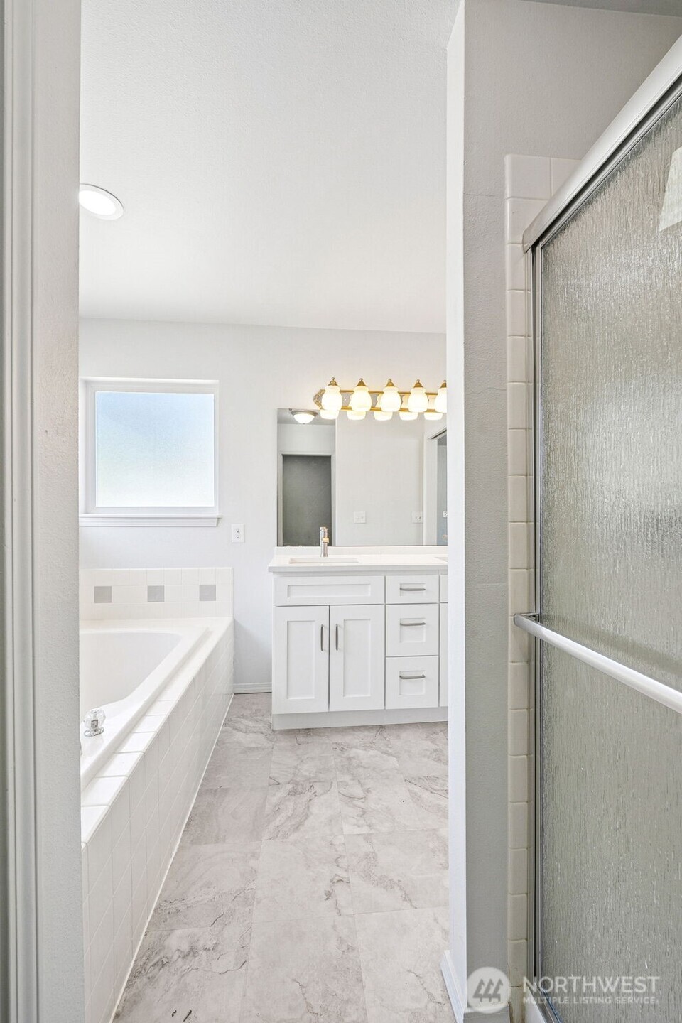 MLS #NWM2410935 image #20