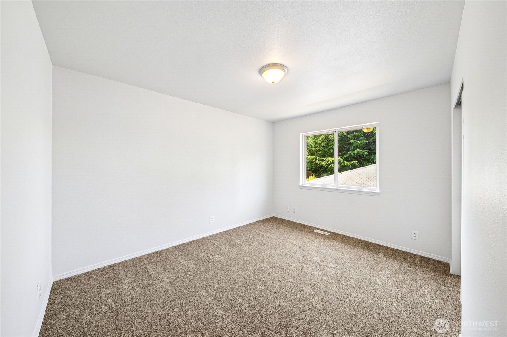 MLS #NWM2410935 image #23