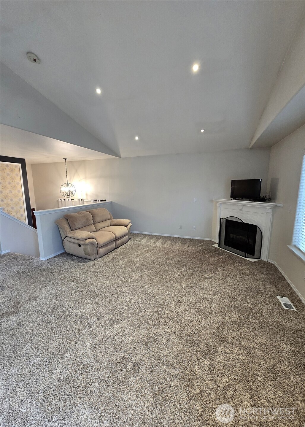 MLS #NWM2411415 image #2