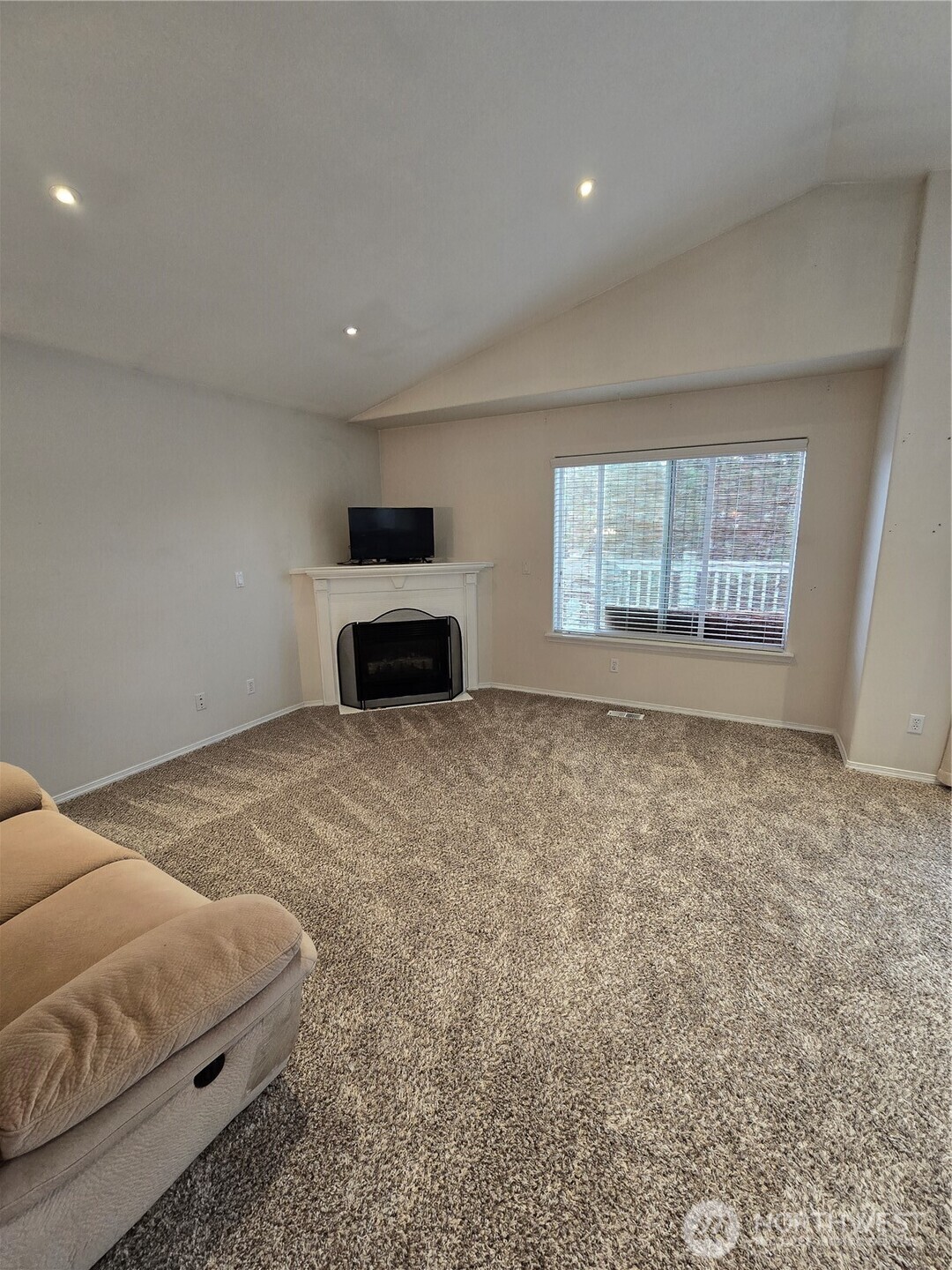 MLS #NWM2411415 image #3