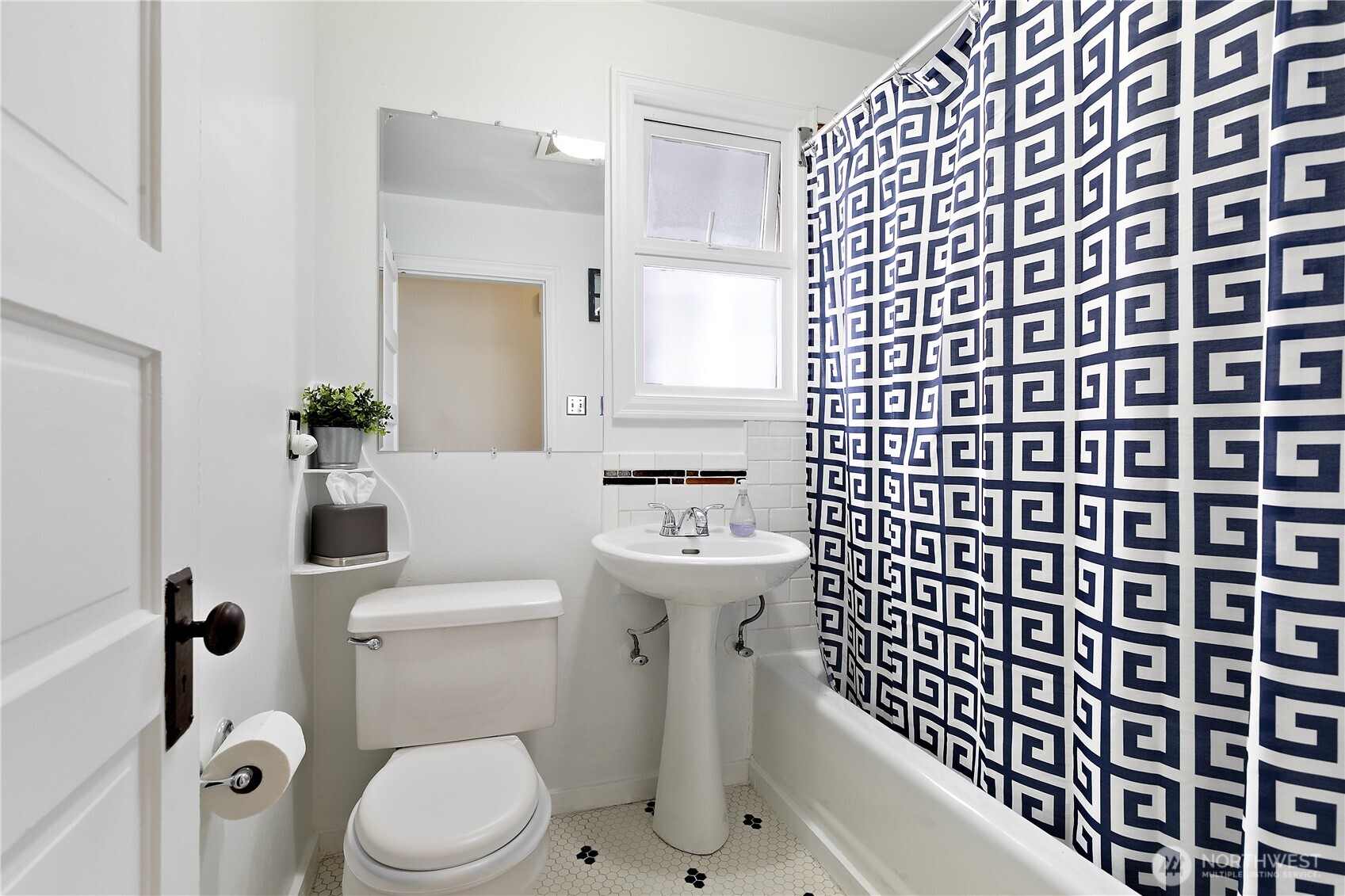 MLS #NWM2415075 image #12