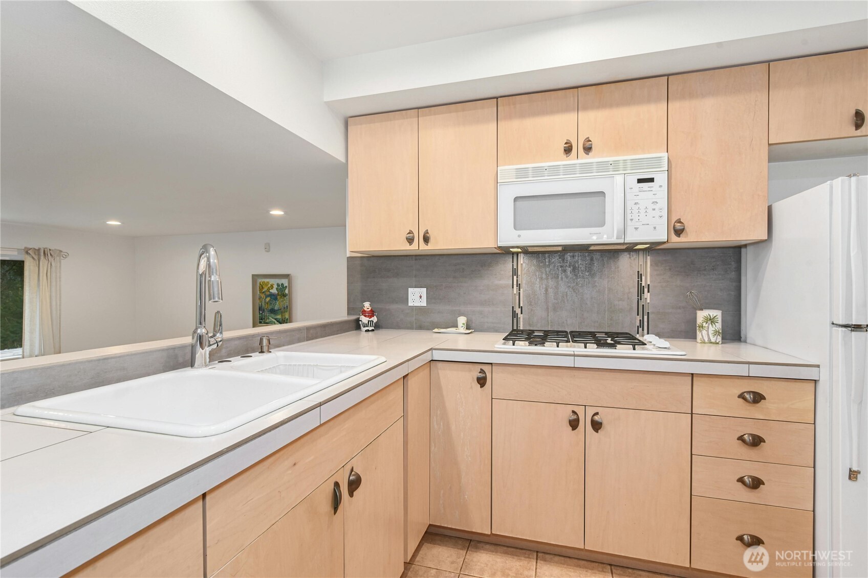 MLS #NWM2415268 image #22