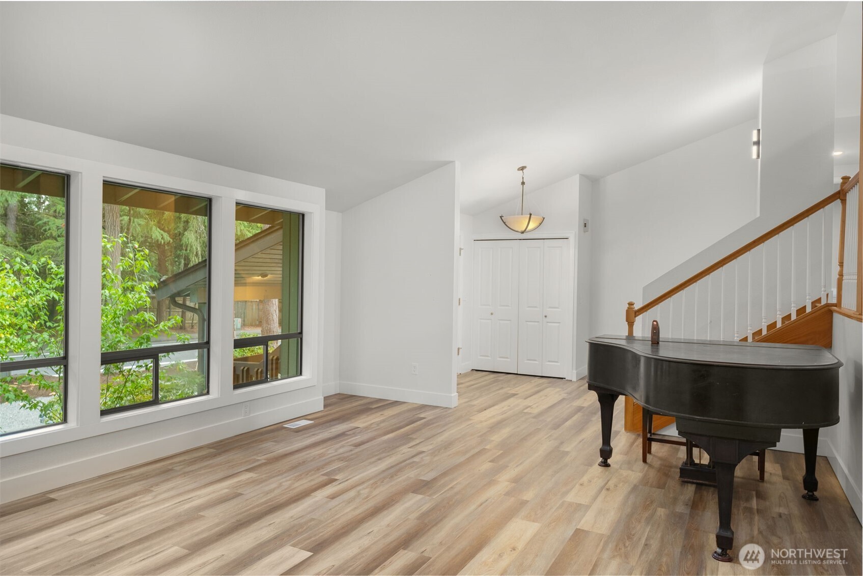 MLS #NWM2416926 image #7