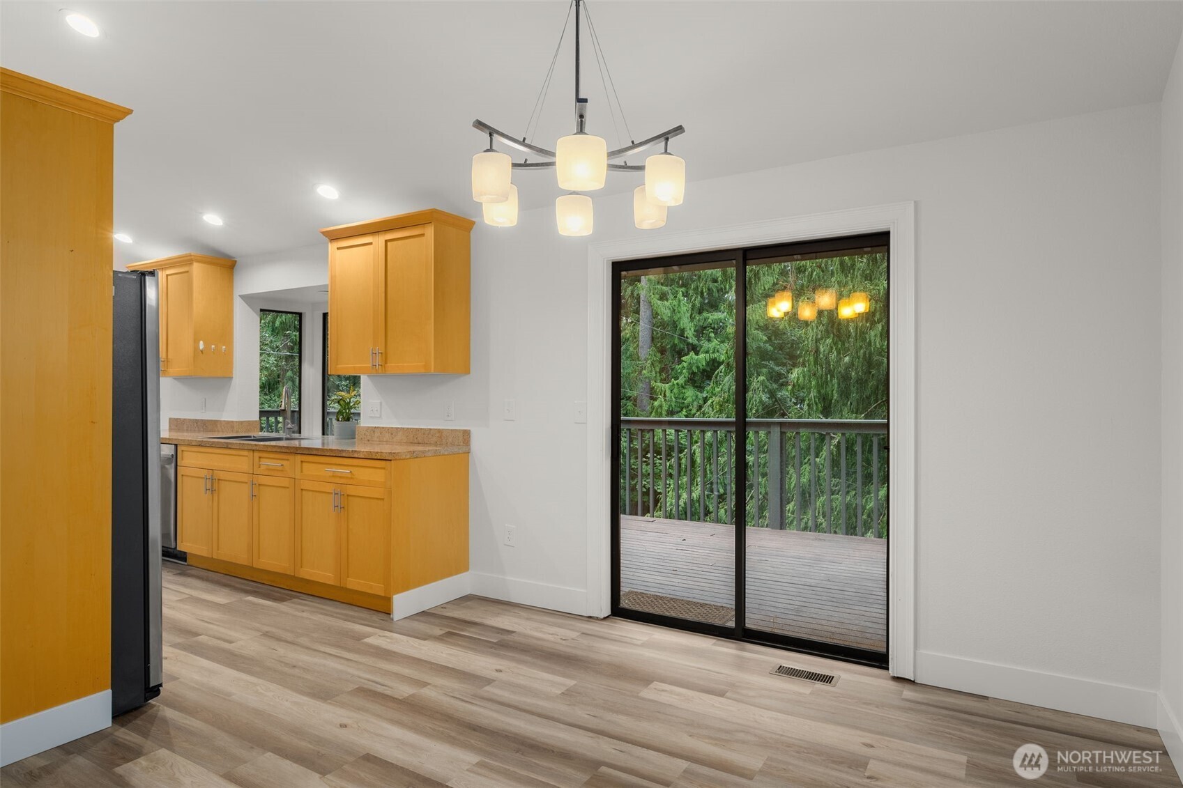 MLS #NWM2416926 image #9