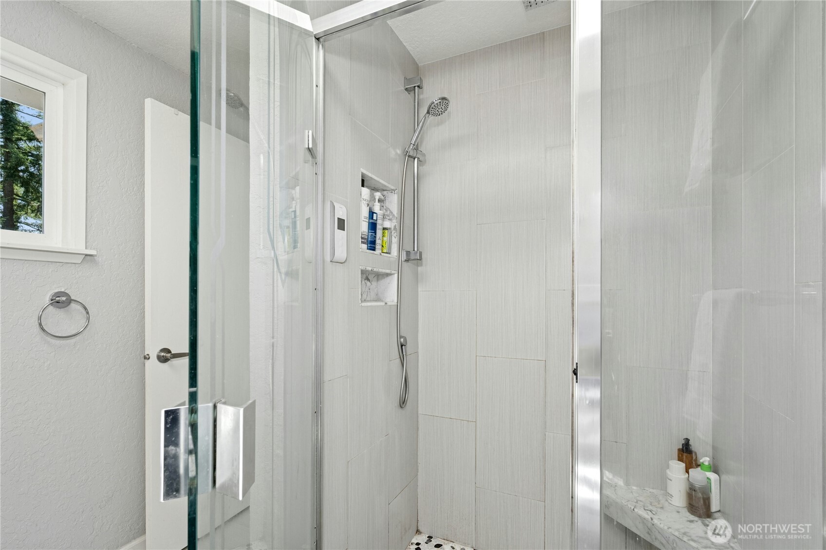 MLS #NWM2417388 image #16