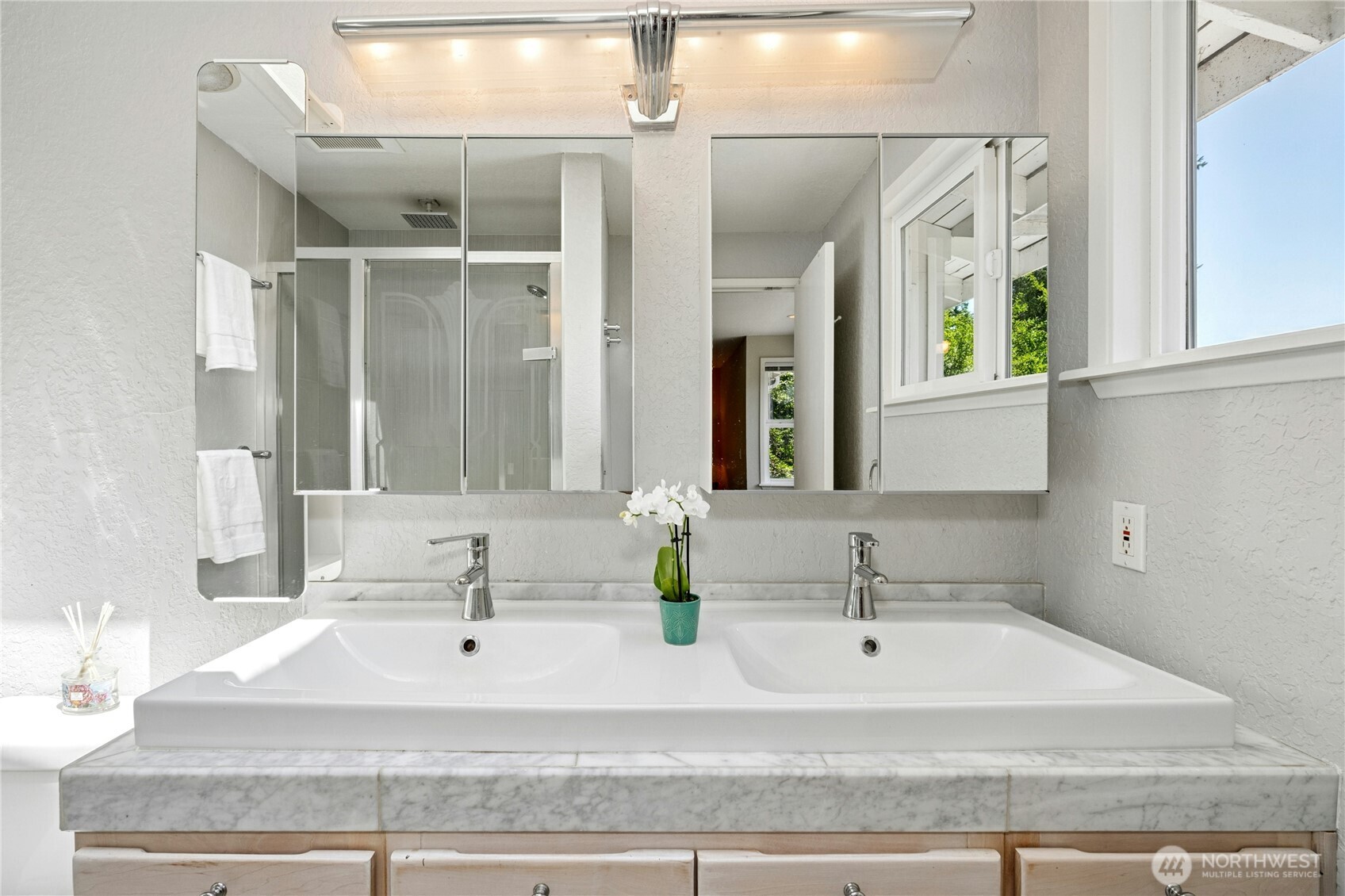 MLS #NWM2417388 image #17