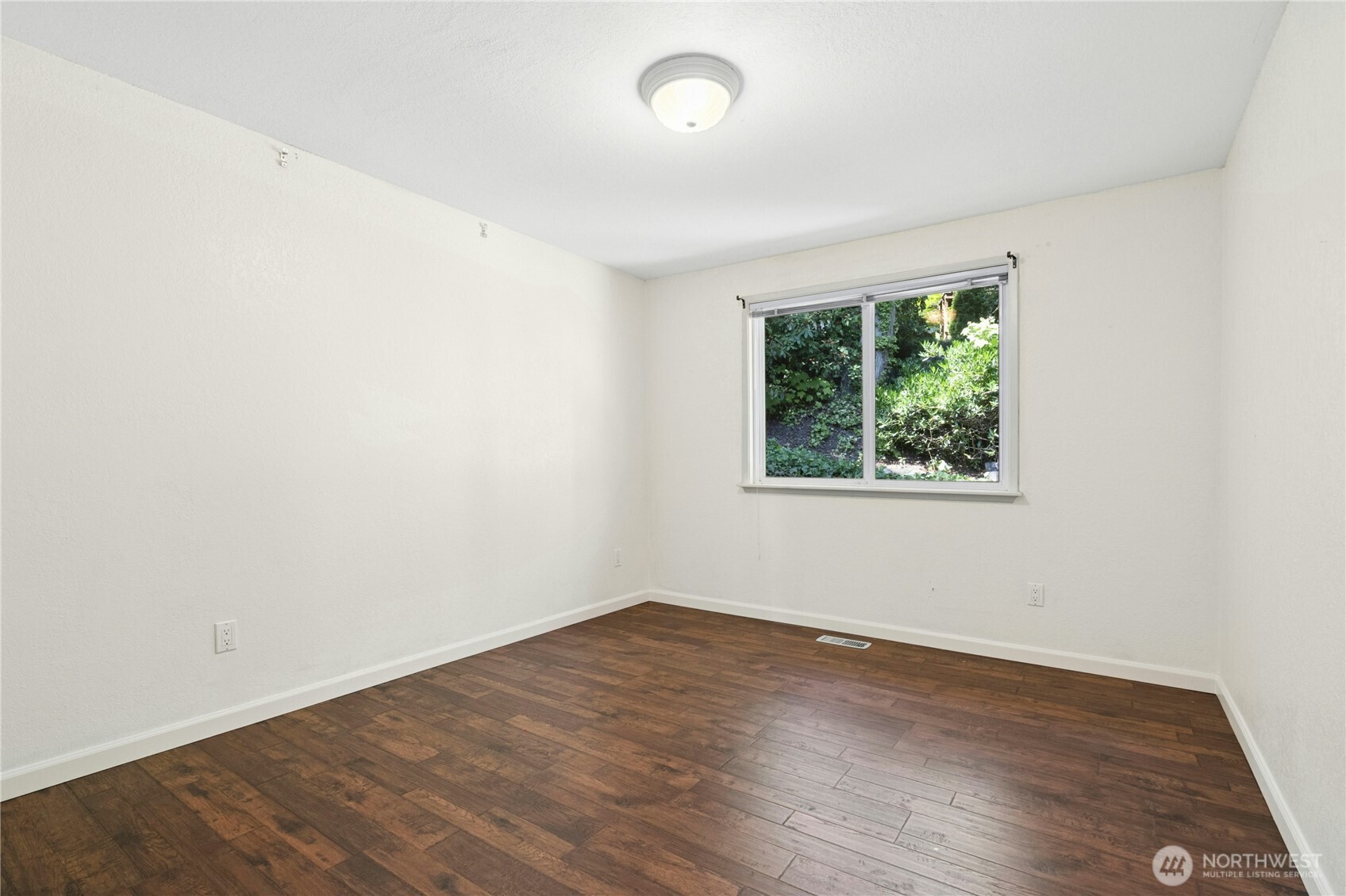 MLS #NWM2417388 image #20
