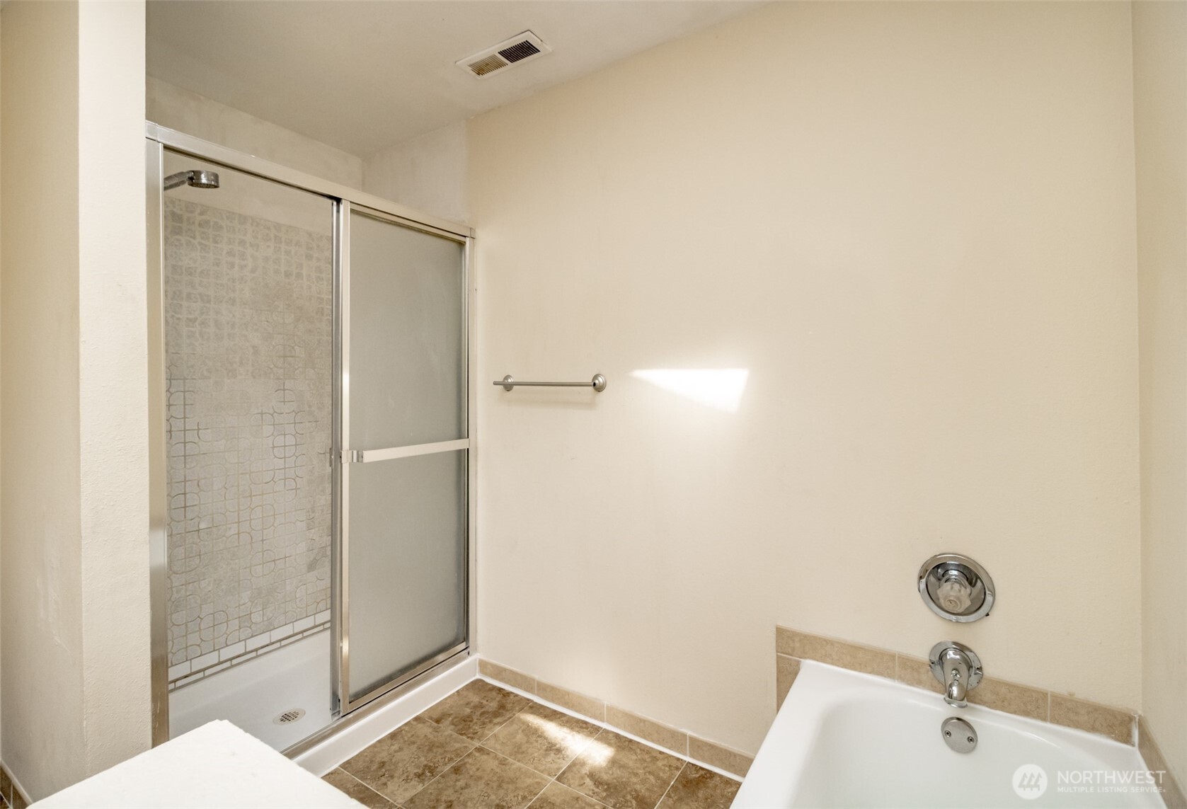 MLS #NWM2420190 image #28