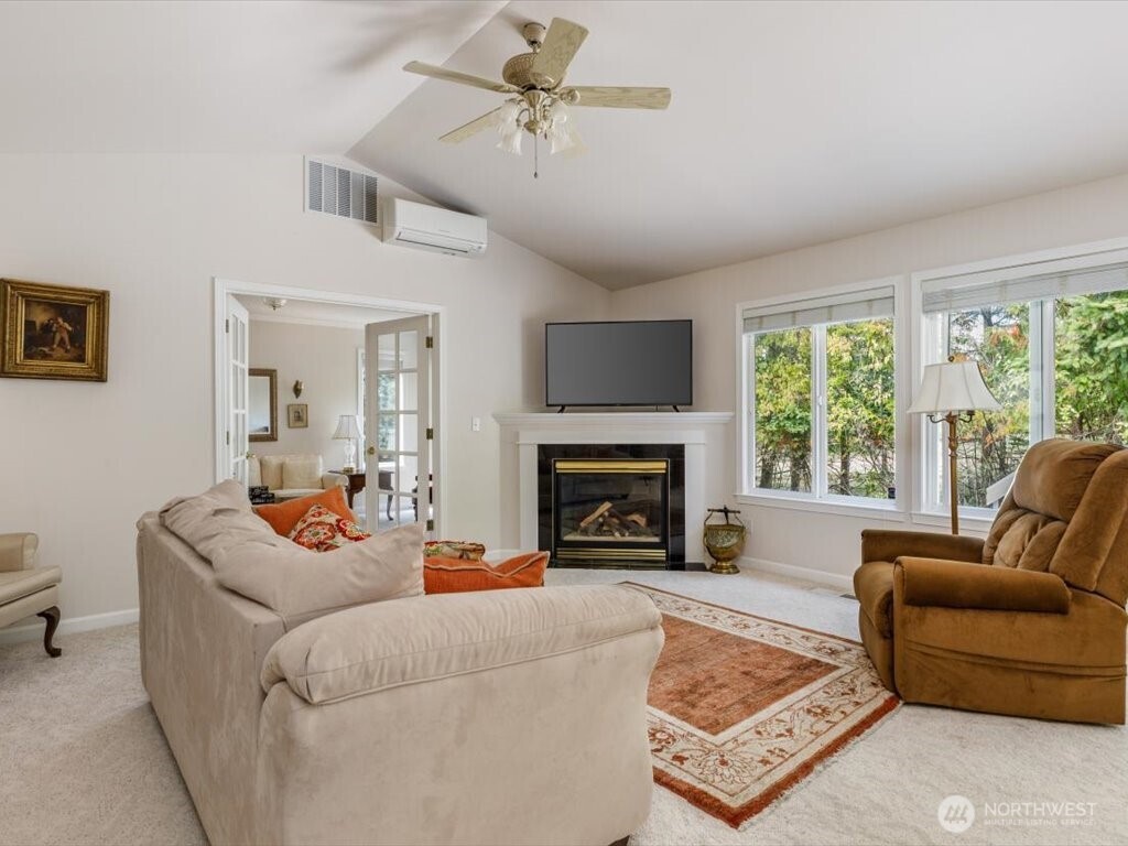 MLS #NWM2421135 image #4