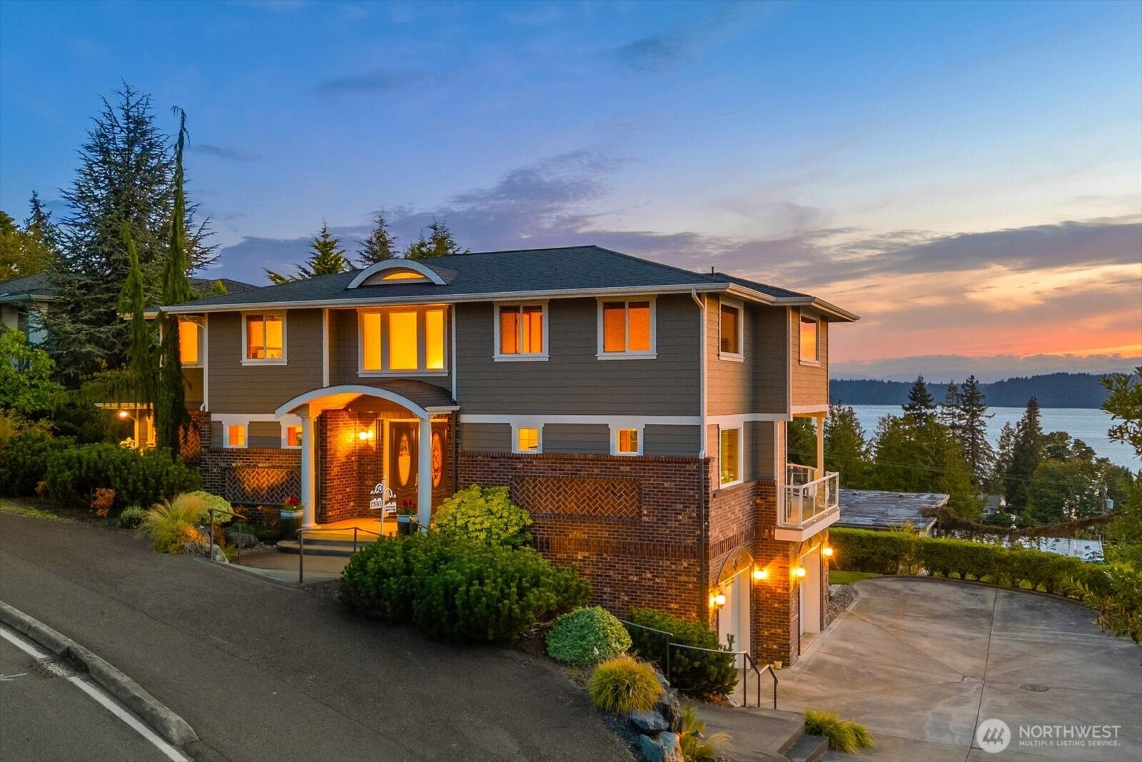 MLS #NWM2421971 image #1